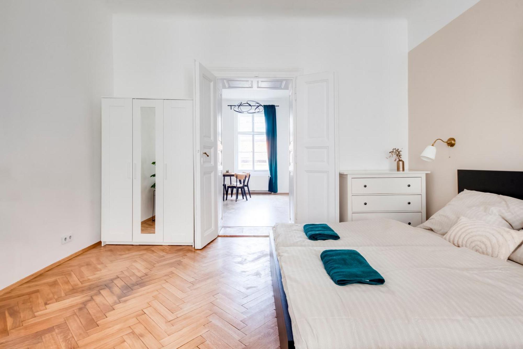 City Center Premium Apartment Prag Eksteriør billede